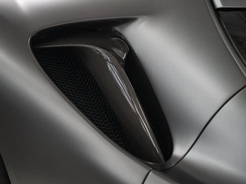 Used 2023 Ferrari SF90 Stradale AWD/4WD image 10