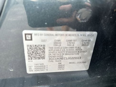 Used 2018 Chevrolet Silverado 1500 LT w/ All Star Edition image 27