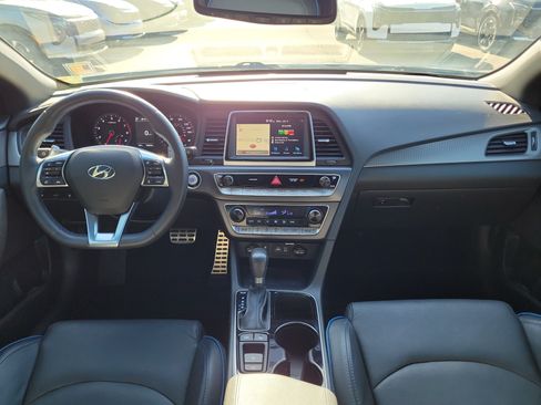 Used 2018 Hyundai Sonata Limited FWD image 16