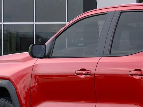 New 2026 GMC Canyon AT4 AWD/4WD image 12