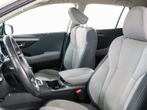 Used 2024 Subaru Outback Premium AWD/4WD image 23