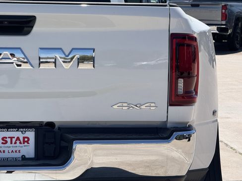 New 2026 RAM 3500 Tradesman image 10