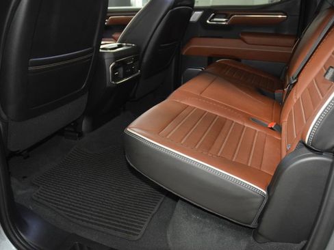 Used 2024 GMC Sierra 1500 Denali Ultimate image 45