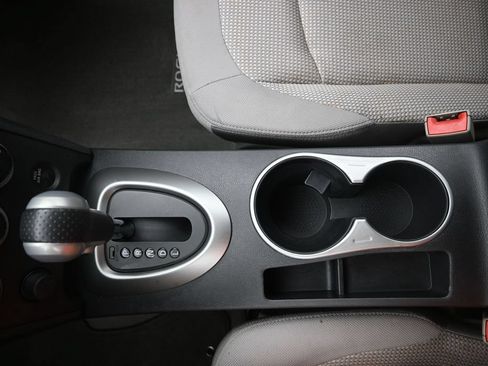 Used 2011 Nissan Rogue SV FWD image 18