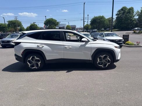 Used 2023 Hyundai Tucson SEL w/ Convenience Package AWD/4WD image 4