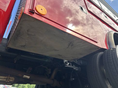 Used 2009 Ford F550 4x4 Regular Cab Super Duty image 67
