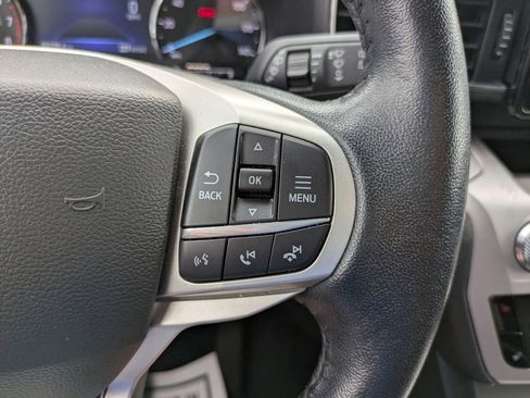 Used 2023 Ford Explorer XLT w/ Equipment Group 202A image 18