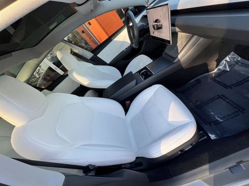 Used 2025 Tesla Model 3 Long Range image 12