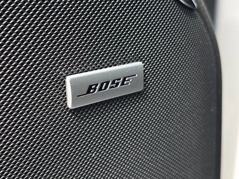 Used 2024 GMC Yukon XL Denali w/ Advanced Technology Package image 31