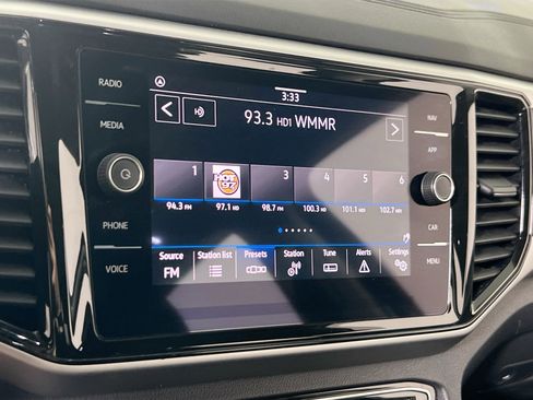 Used 2023 Volkswagen Atlas SEL AWD/4WD image 15