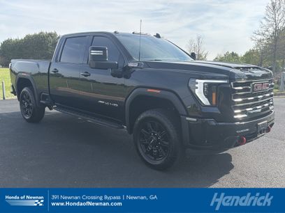Used 2025 GMC Sierra 2500 AT4 w/ AT4 Premium Plus Package