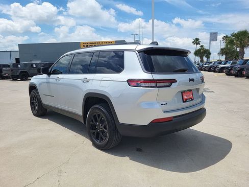 Used 2026 Jeep Grand Cherokee L 4WD image 12