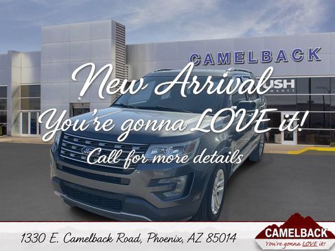 Used 2017 Ford Explorer XLT w/ Equipment Group 201A FWD image 1