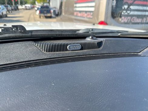 Used 2018 RAM 2500 Laramie AWD/4WD image 9