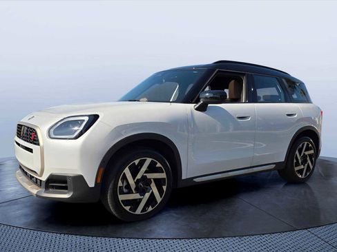 Certified 2025 MINI Cooper Countryman S AWD/4WD image 2