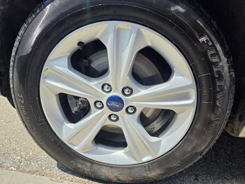 Used 2016 Ford Escape SE AWD/4WD image 9
