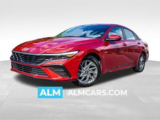 Used 2024 Hyundai Elantra SEL FWD video 1