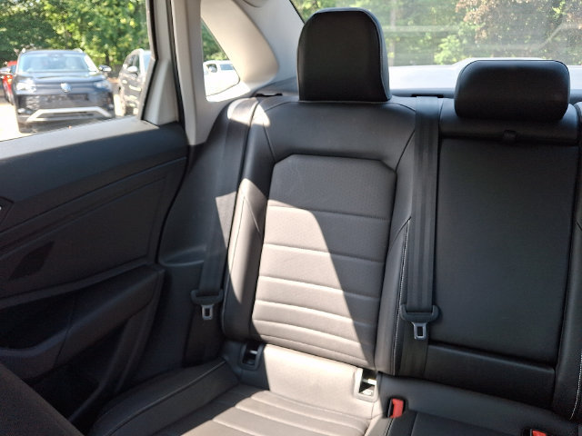 Used 2023 Volkswagen Jetta SE w/ Panoramic Sunroof Package FWD image 18