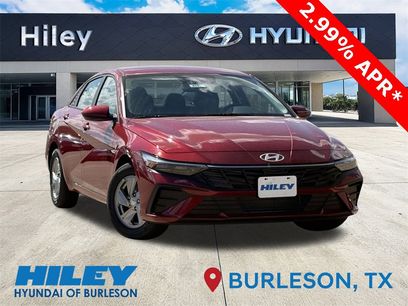 New 2025 Hyundai Elantra SE