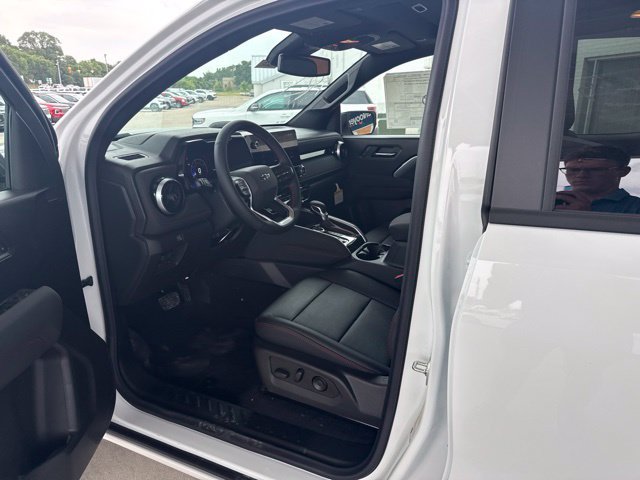 New 2026 Chevrolet Colorado Z71 w/ Technology Package AWD/4WD image 13