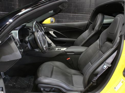Used 2017 Chevrolet Corvette Z06 image 27