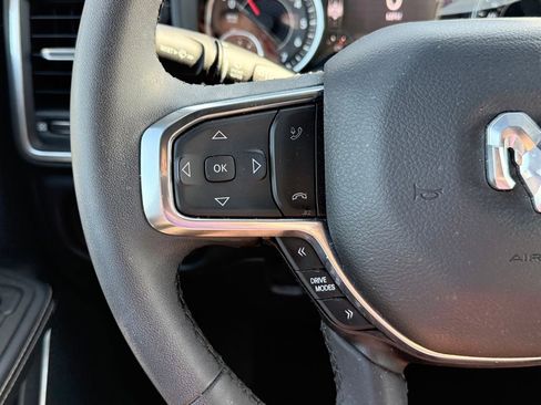 Used 2025 RAM 1500 Laramie AWD/4WD image 20