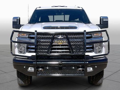 Used 2022 Chevrolet Silverado 2500 High Country w/ Technology Package AWD/4WD image 5