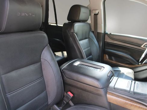 Used 2018 GMC Yukon Denali w/ Open Road Package AWD/4WD image 24