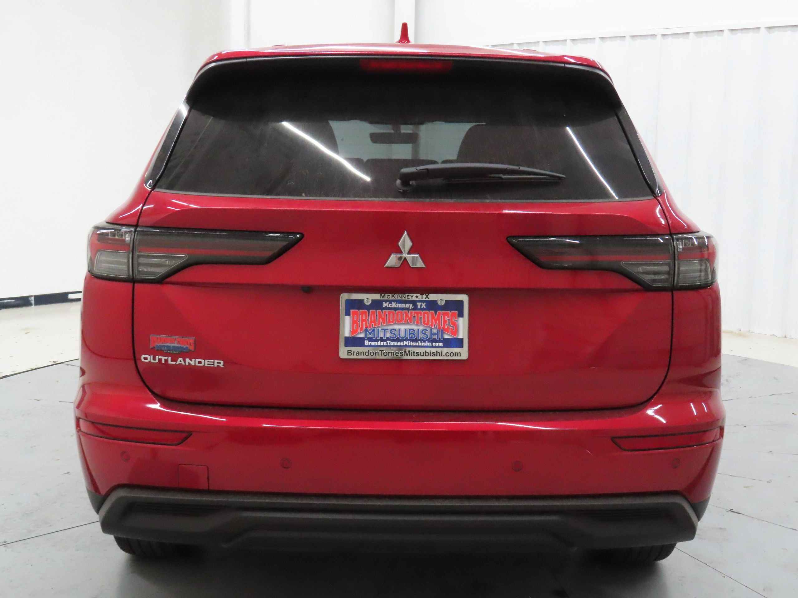 New 2026 Mitsubishi Outlander ES FWD image 4