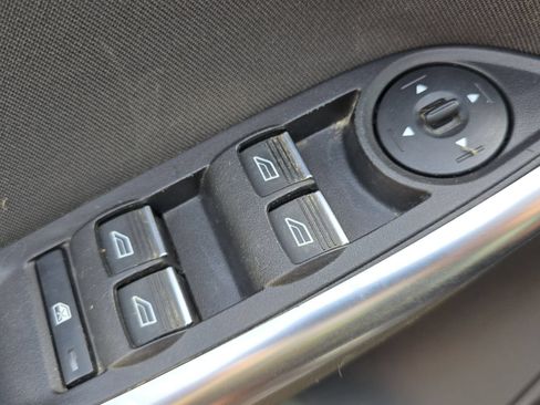 Used 2018 Ford Focus ST FWD image 26