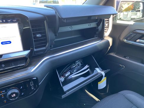 Used 2023 Chevrolet Silverado 1500 RST image 31