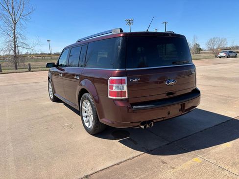 Used 2009 Ford Flex SEL image 7