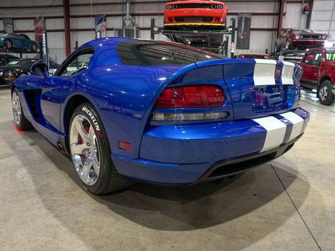 Used 2006 Dodge Viper SRT-10 w/ First Edition Group RWD image 6