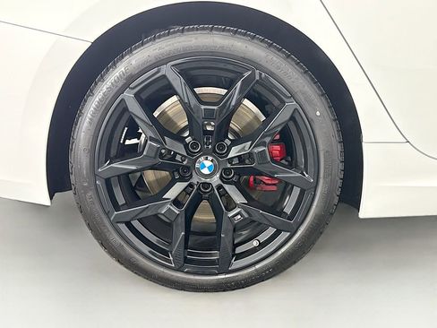 Used 2025 BMW 330i Sedan w/ M Sport Package image 32