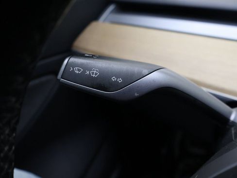 Used 2018 Tesla Model 3 Long Range RWD image 25