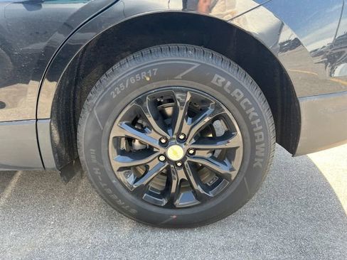 Used 2021 Chevrolet Equinox LT FWD image 9
