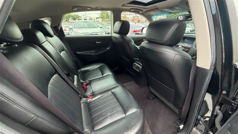 Used 2017 INFINITI QX50 AWD w/ Premium Plus Package image 11