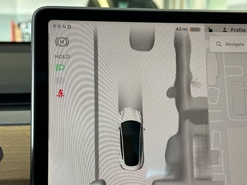Used 2023 Tesla Model 3 Standard Range RWD image 26