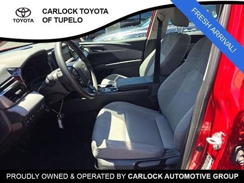 Used 2025 Toyota Camry LE FWD image 6