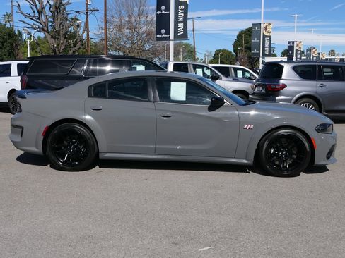 Used 2023 Dodge Charger Scat Pack image 3