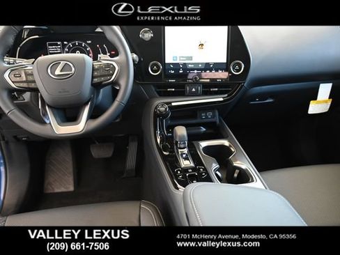 New 2026 Lexus NX 350 AWD image 17