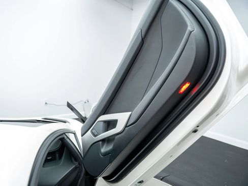 Used 2013 Lamborghini Aventador LP 700-4 image 27