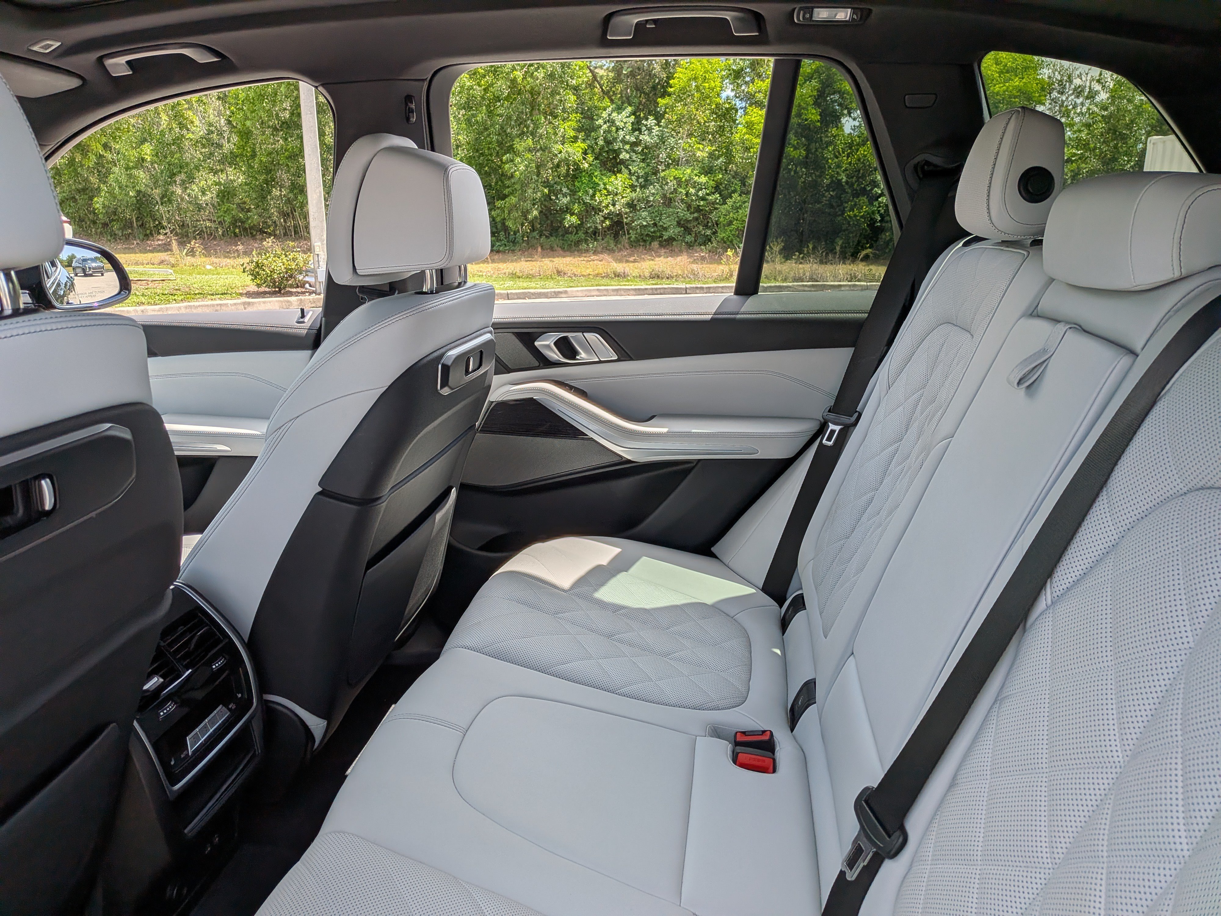 Used 2026 BMW X5 sDrive40i w/ M Sport Package RWD image 16