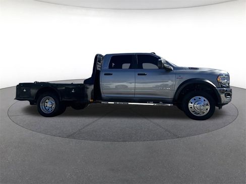 Used 2024 RAM 4500 SLT w/ Quick Order Package 2YG SLT image 6