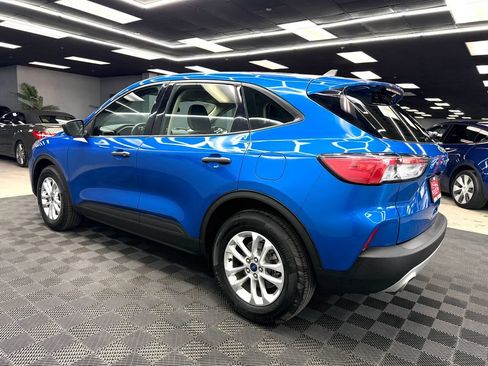 Used 2020 Ford Escape S AWD/4WD image 9