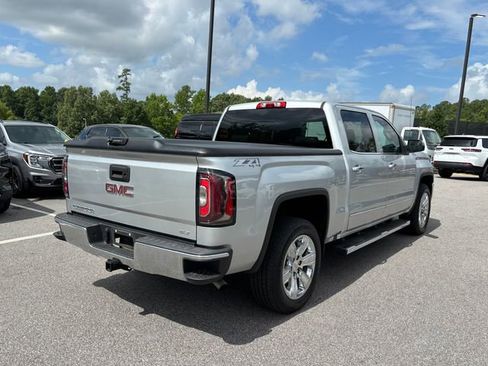 Used 2018 GMC Sierra 1500 SLT w/ SLT Premium Package AWD/4WD image 5
