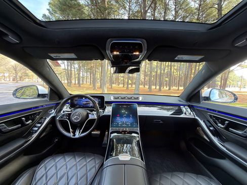 Certified 2022 Mercedes-Benz S 580 4MATIC Sedan image 2