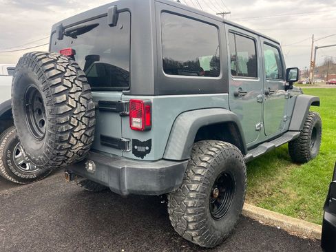 Used 2015 Jeep Wrangler Unlimited Sport w/ Quick Order Package 24S image 3