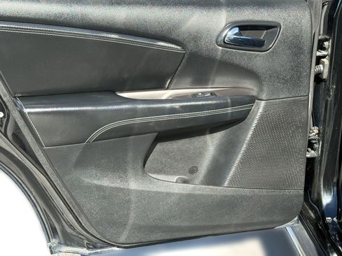 Used 2018 Dodge Journey Crossroad image 26