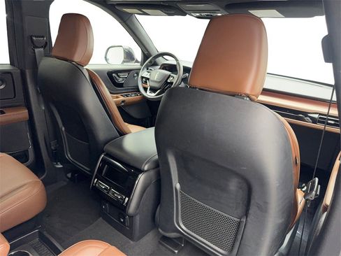 Used 2022 Lincoln Aviator Reserve w/ Equipment Group 201A image 43